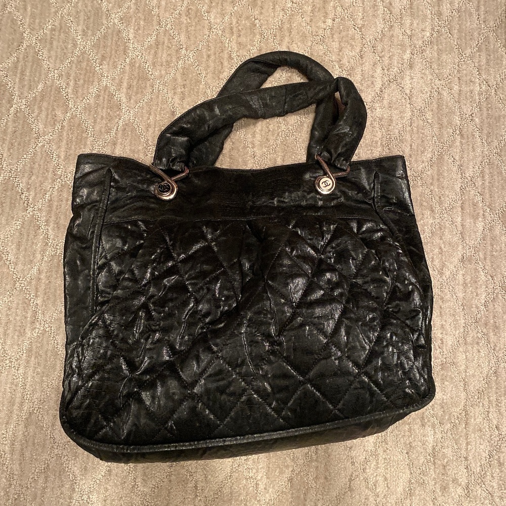Chanel tote